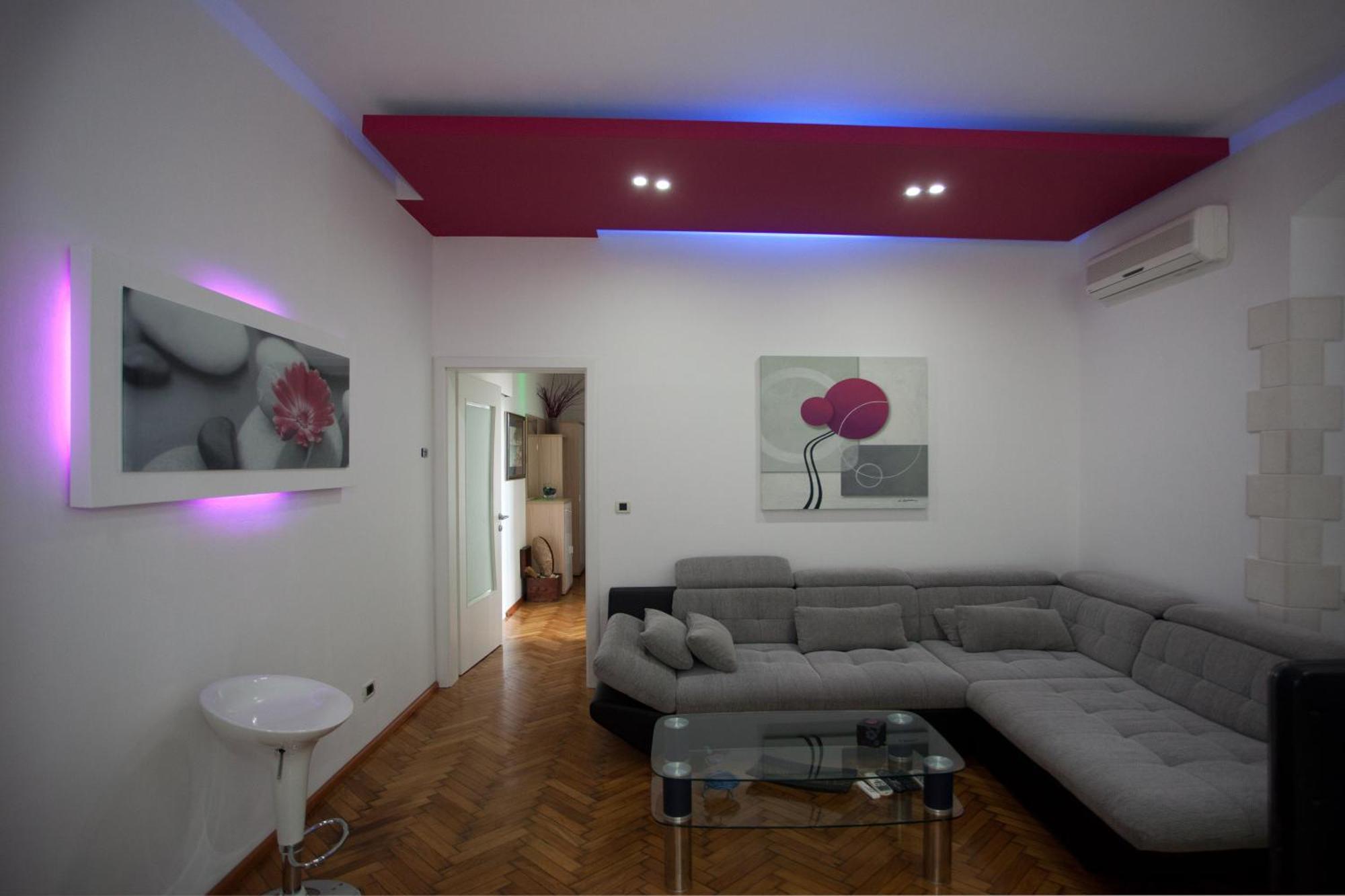 Stylish Theatre Apartments Split Luaran gambar