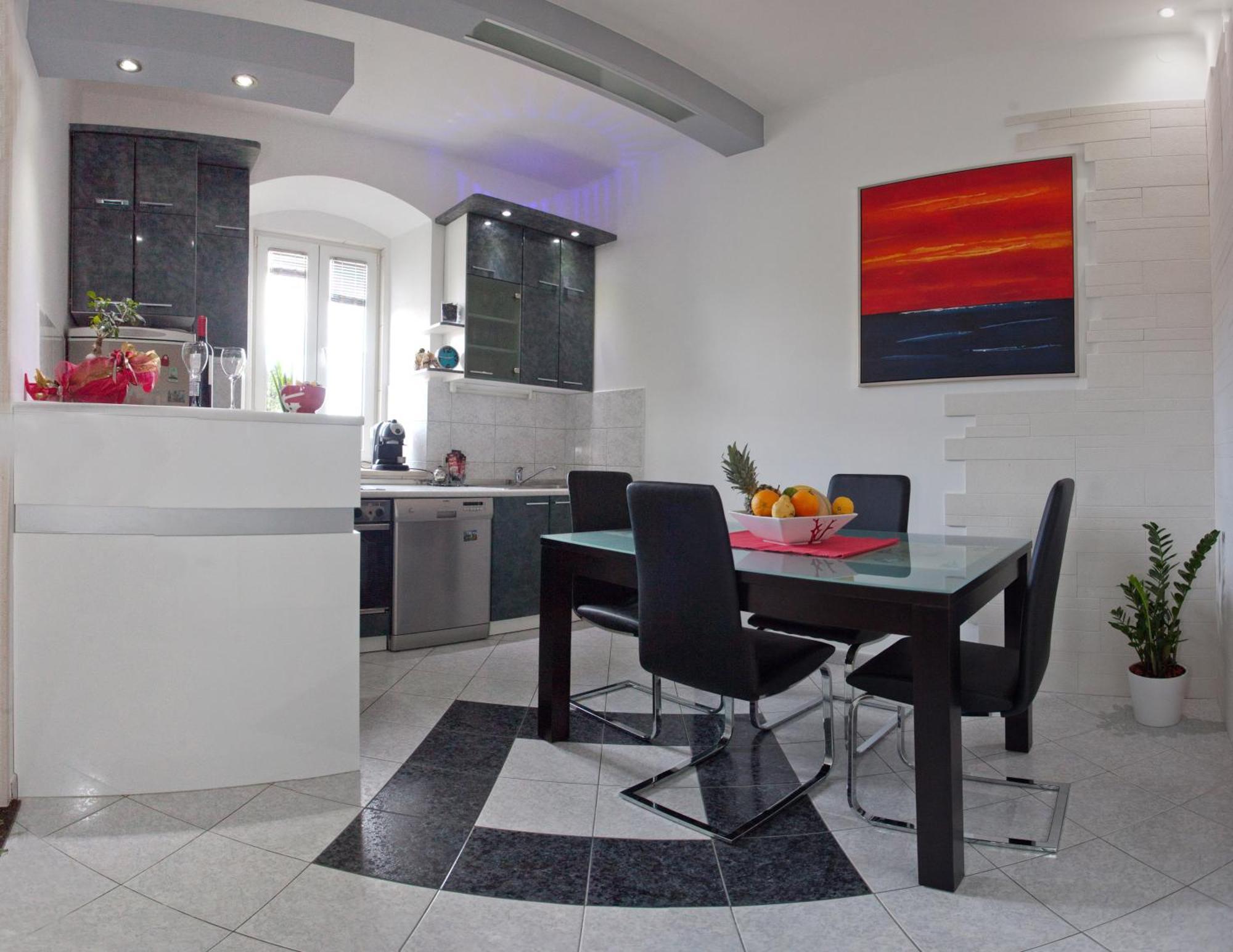 Stylish Theatre Apartments Split Luaran gambar